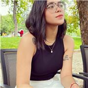 Profesora de Diseño Gráfico e Ilustración, incluyó Photoshop, Illustrator, Figma, entre otros.